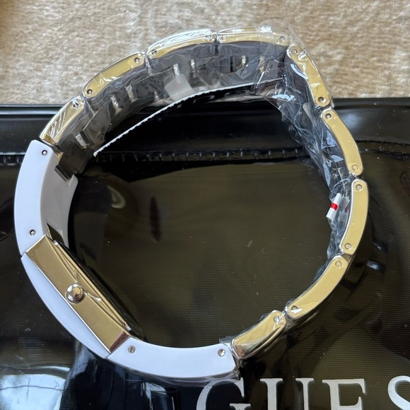 Brand New GUESS White & Silver Tone Watch Modern Square Analog Dial Y2K main image 8